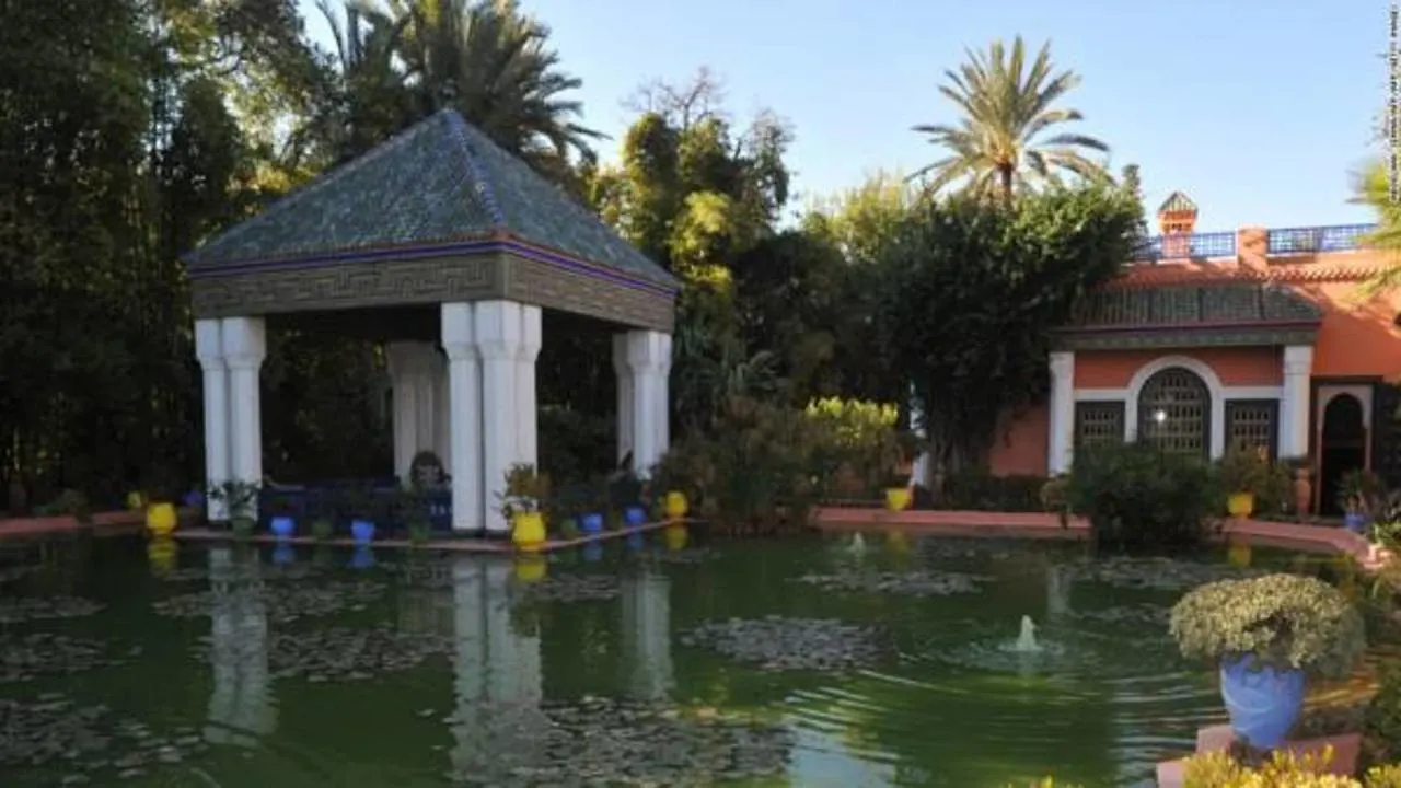 Yves Saint Laurent Apart Hotel Marrakesz Apartament